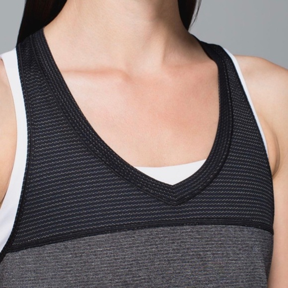 Lululemon Pedal To The Medal Singlet Tank Top, Black / Heathered‎ Black (Sz 4) - Picture 5 of 11